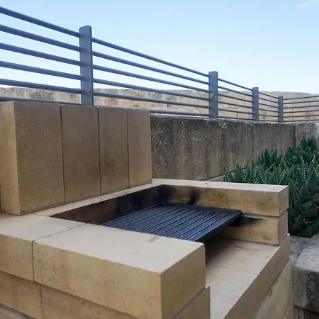 Harbour Views Duplex Maisonette With Jacuzzi Hot Tub Holiday home