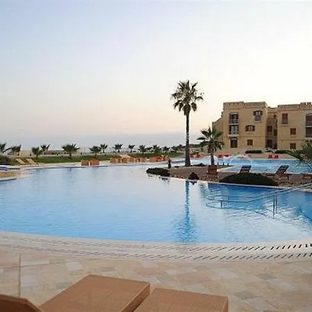 Holiday home Harbour Views Duplex Maisonette With Jacuzzi Hot Tub Mgarr