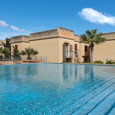 Harbour Views Duplex Maisonette With Jacuzzi Hot Tub Mgarr