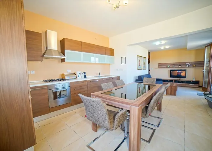 Harbour Views Duplex Maisonette With Jacuzzi Hot Tub Сasa de vacaciones *