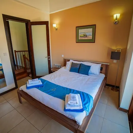 Σπίτι διακοπών Harbour Views Duplex Maisonette With Jacuzzi Hot Tub Mgarr