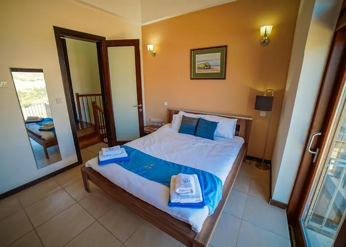 Casa de Férias Harbour Views Duplex Maisonette With Jacuzzi Hot Tub Mgarr