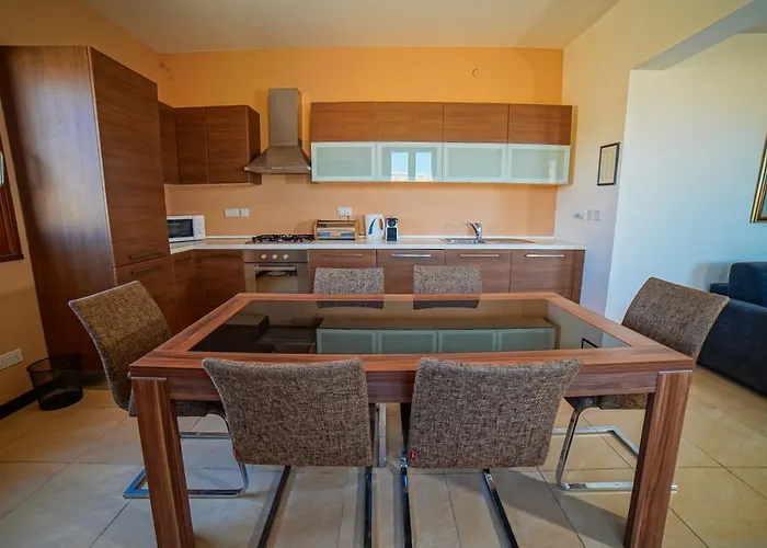 Harbour Views Duplex Maisonette With Jacuzzi Hot Tub Дом отдыха